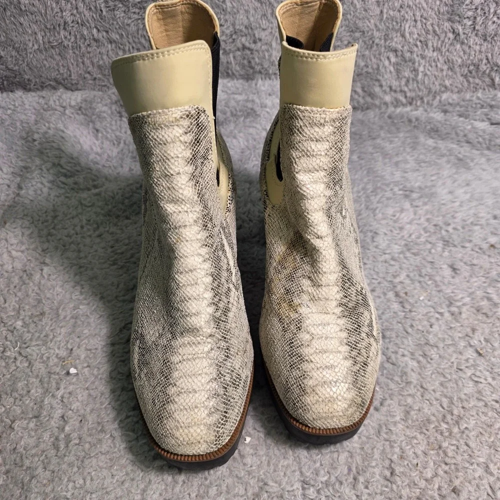 Chinese Laundry Chelsea Boots Cream Snakeskin Block Heel Women 10‎